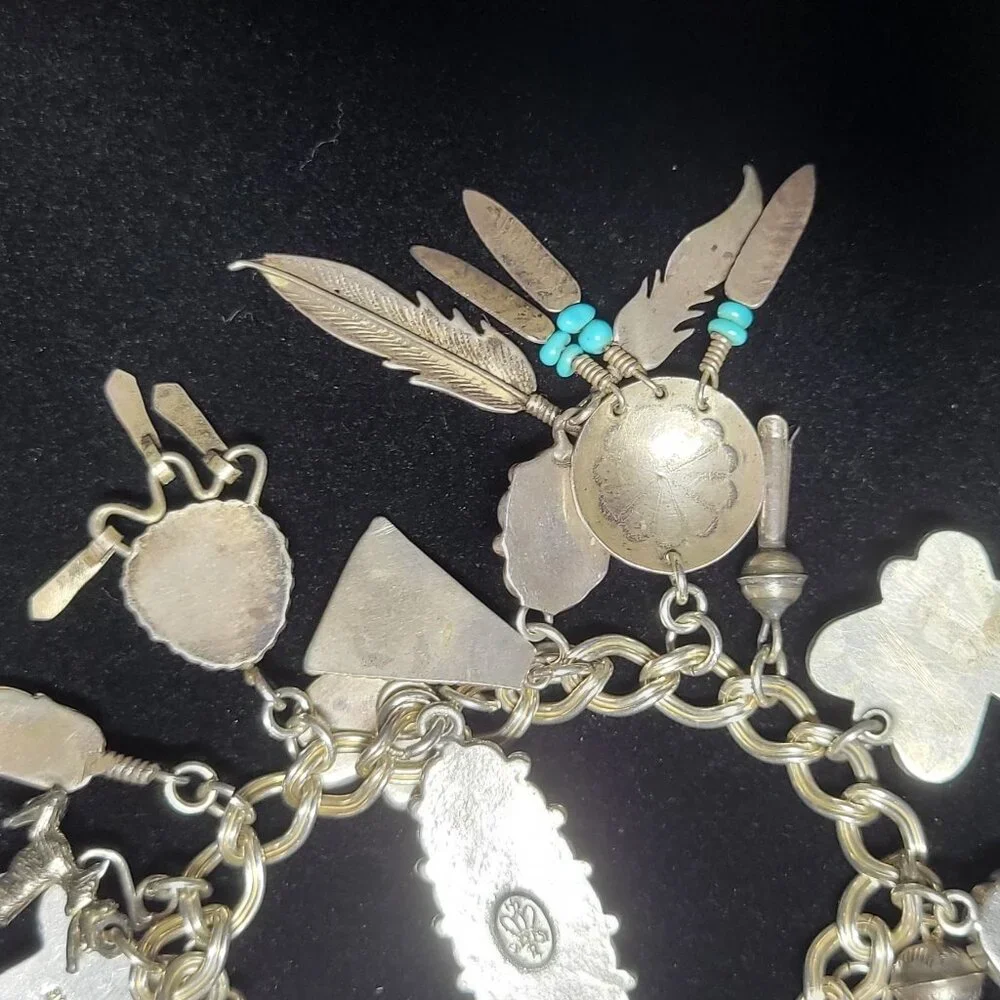 NAVAJO, HOPI, ZUNI & PAWN Turquoise Spiny Oyster, Lapis, Coral CHARM BRACELET - Picture 10 of 12